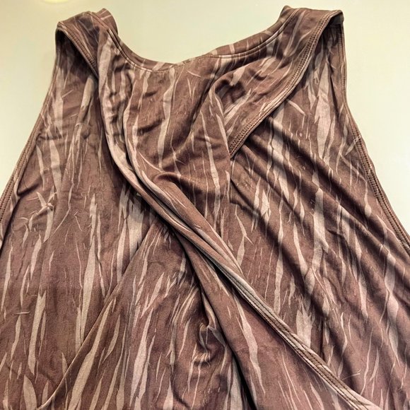 lululemon lab Flutter Racerback , Crease Print Silky Multi, Cupro, Size: 8 - Picture 7 of 7